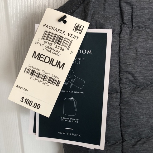 down filled vest with stow bag. Charcoal gray. Size M - Picture 5 of 8